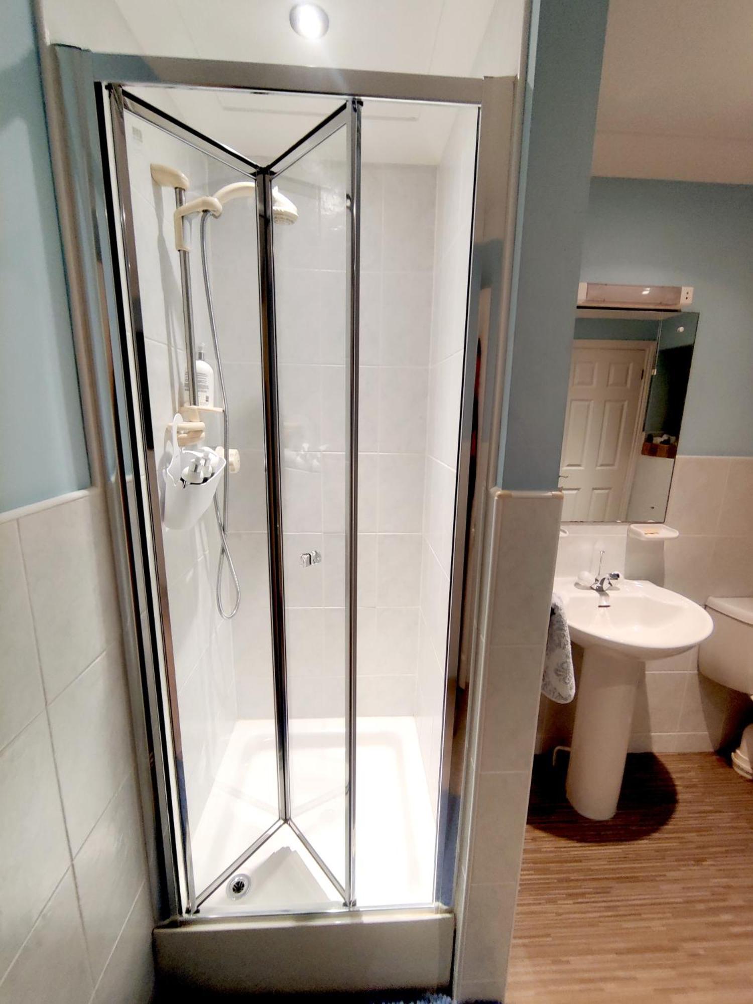 Lovely Private Room With Bathroom Stowey Exterior photo